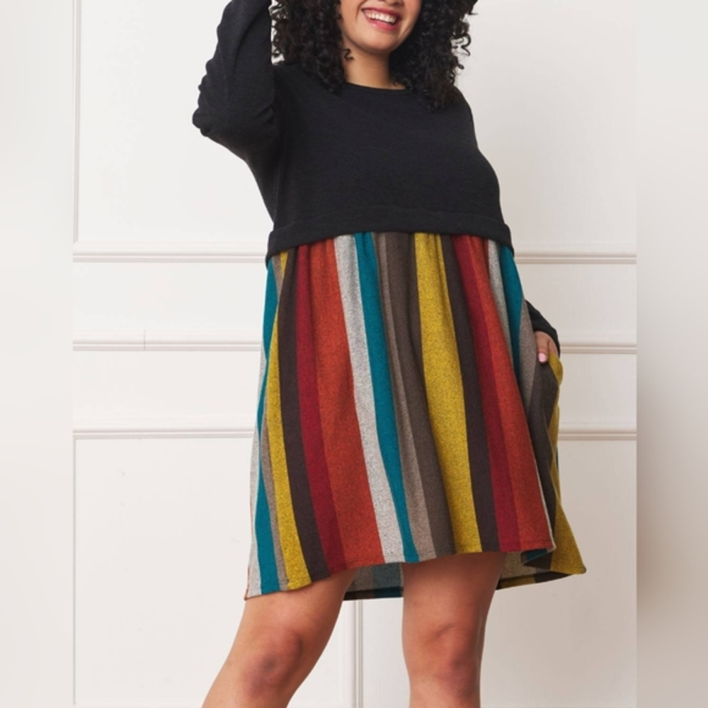 EGY CALIFORNIA Stripe Pullover Long Sleeve Dress,‎ size 1X, Black Multicolor